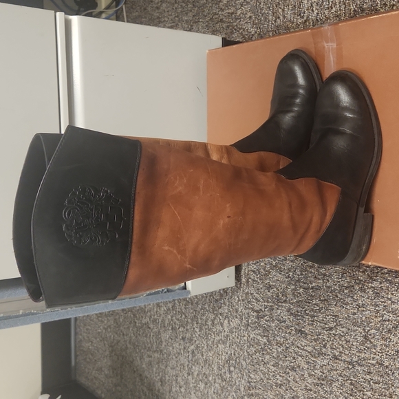 Boots - Picture 1 of 3